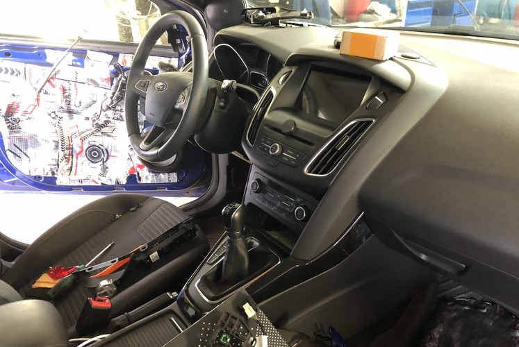 Ford Focus 1.6 2015-